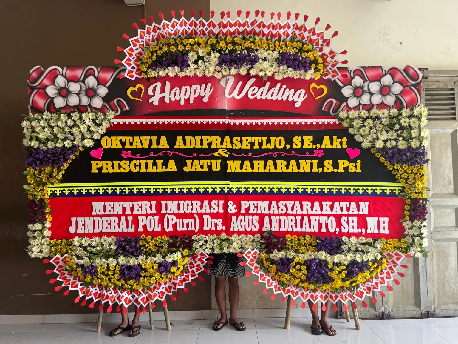 Bunga papan Semarang karya Adeeva Florist